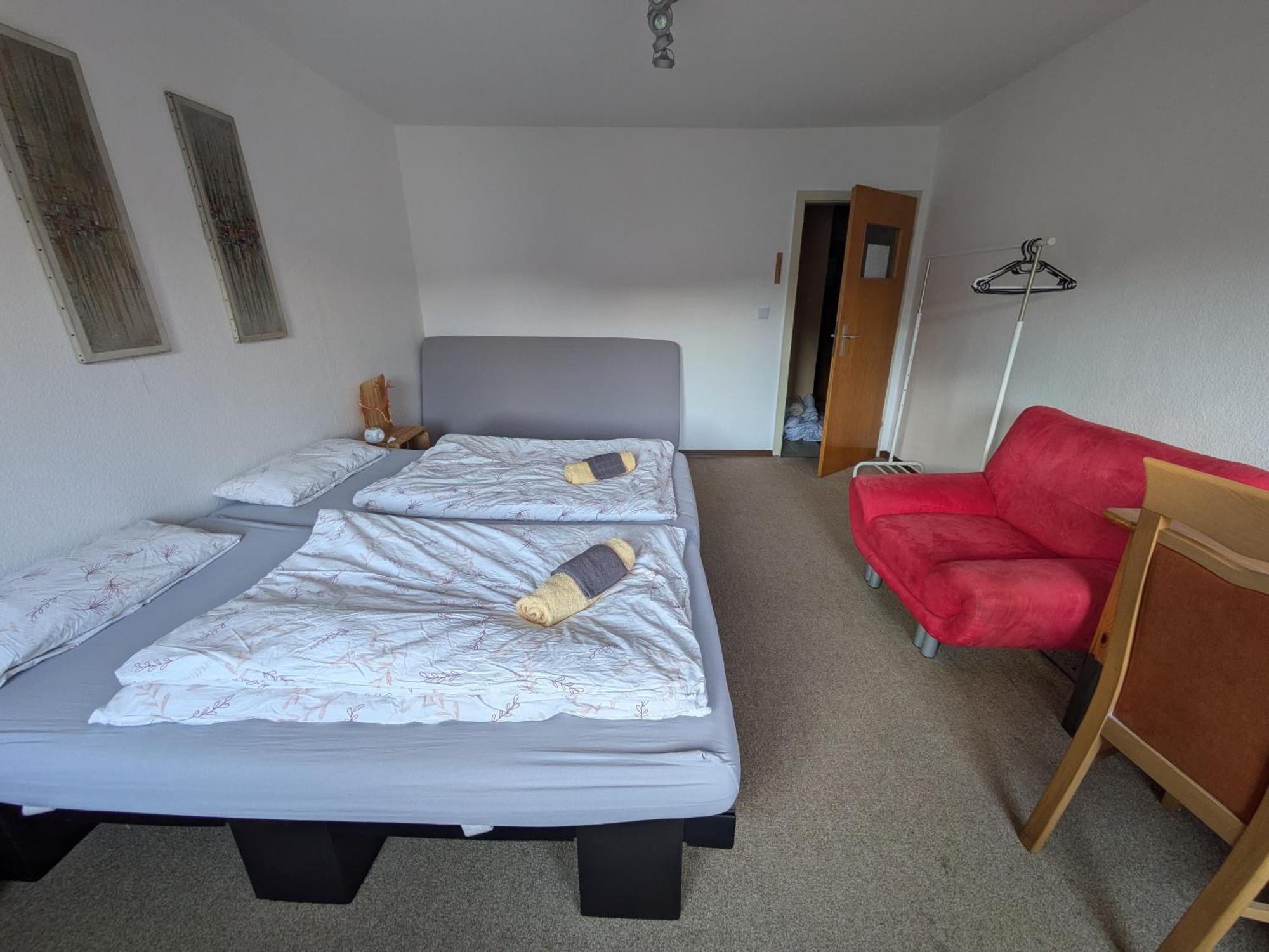 Monkey Factory - Mini Home-Stay Hostel Traben-Trarbach Quarto foto